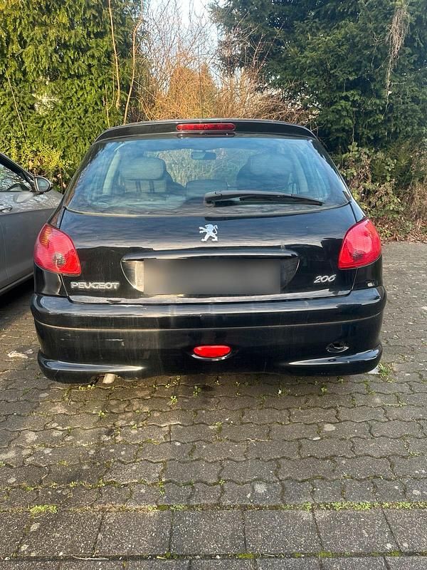 Gebraucht Peugeot 206 75 PS (55 kW) 2008 Schwarz Coupé