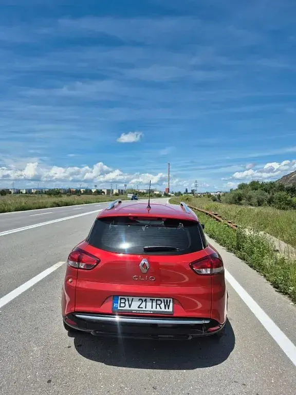 Gebraucht Renault Clio IV LIMITED 90 PS (66 kW) 2019 Rot Limousine