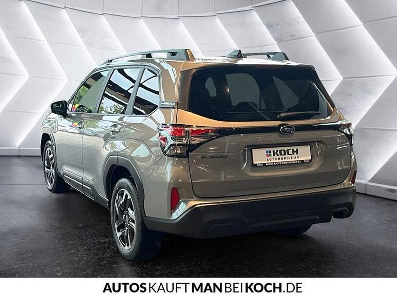 Gebraucht Subaru Forester Exclusive+ 136 PS (100 kW) 2025 Schwarz SUV