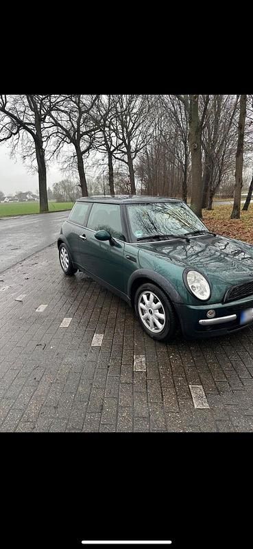 Second-hand Mini ONE 90 CP (66 kW) 2003 Verde Hatchback