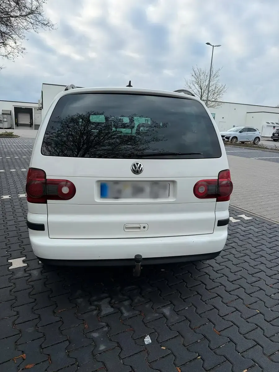 Gebraucht VW Sharan 140 PS (102 kW) 2008 Weiß Van / Kleinbus