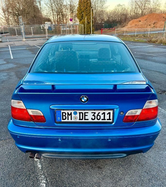 Gebraucht BMW 325 Basis 192 PS (141 kW) 2002 Blau Coupé