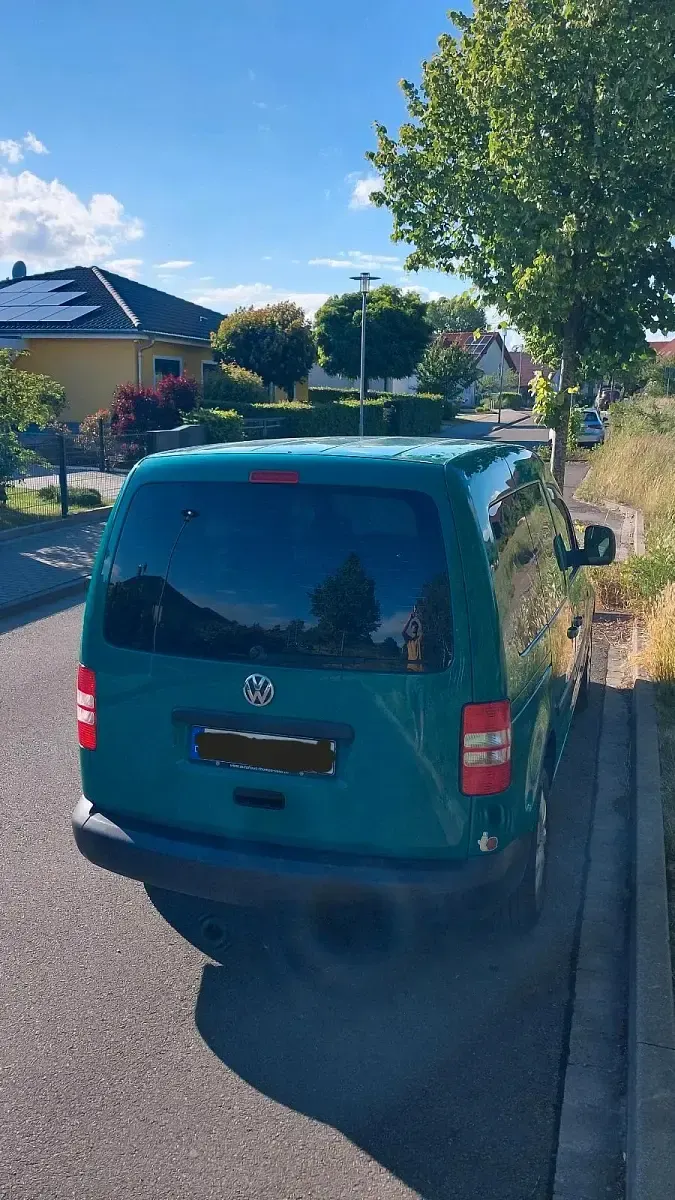 Gebraucht VW Caddy 75 PS (55 kW) 2012 Grün Van / Kleinbus