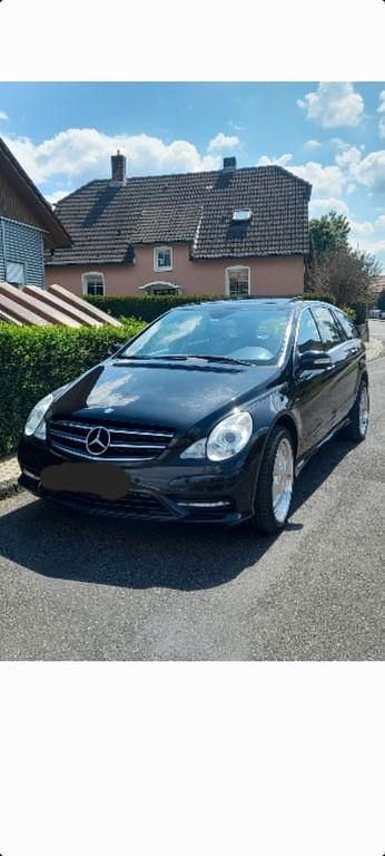 Schwarz Gebraucht 2010 Mercedes R350 Van / Kleinbus | 6.300 € - Bild 1/4