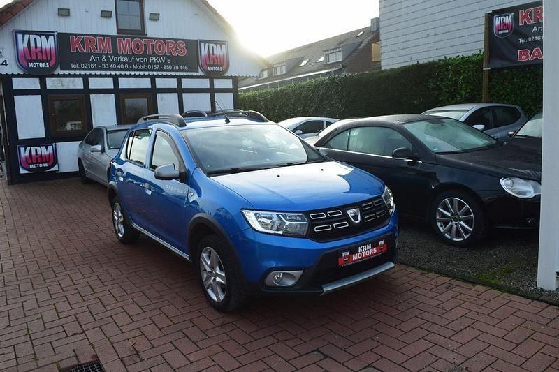 Gebraucht Dacia Sandero Stepway 90 PS (66 kW) 2019 Blau sky (metallic) SUV