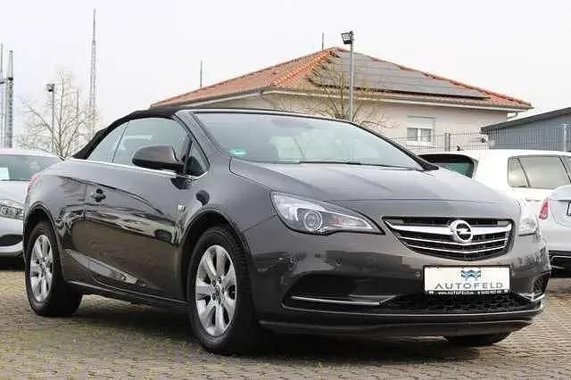 Second-hand Opel Cascada 140 CP (102 kW) 2015 Gri Cabrio