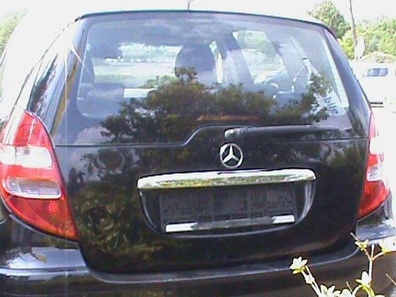 Gebraucht Mercedes A150 95 PS (69 kW) 2006 Kosmosschwarz  metalliclack Limousine