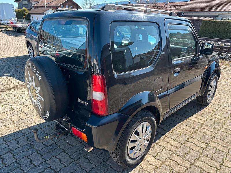 Gebraucht Suzuki Jimny 85 PS (62 kW) 2008 Schwarz SUV