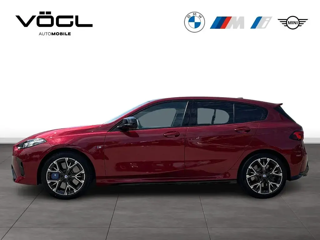 Gebraucht BMW M135 Performance 317 PS (233 kW) 2025 Fire red Kleinwagen