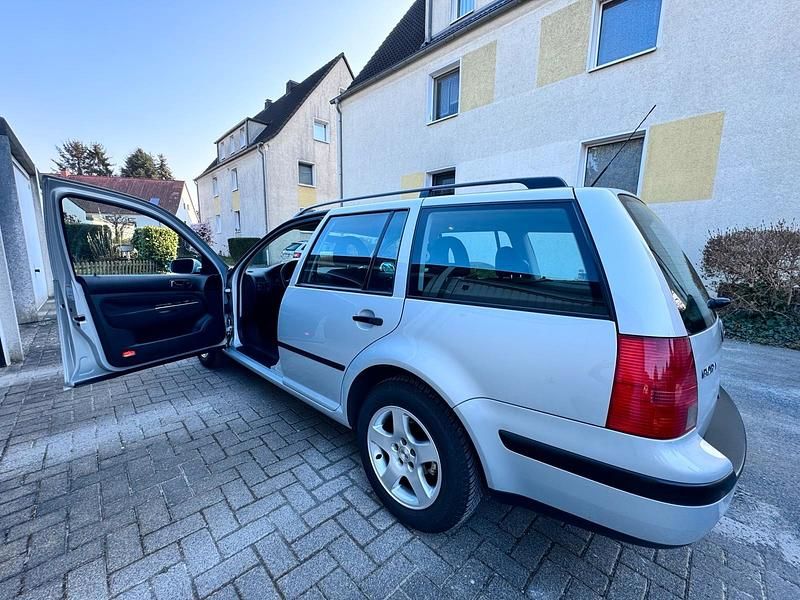 Gebraucht VW Bora 101 PS (74 kW) 2000 Silber Kombi