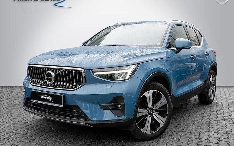 Blau Gebraucht 2022 Volvo XC40 Ultimate SUV | 33.890 € (Fairer Preis) - Bild 1/4
