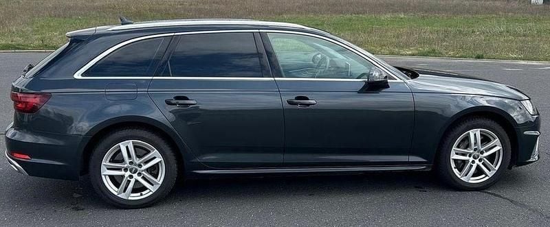 Gebraucht Audi A4 S-Line 231 PS (169 kW) 2019 Grau Kombi