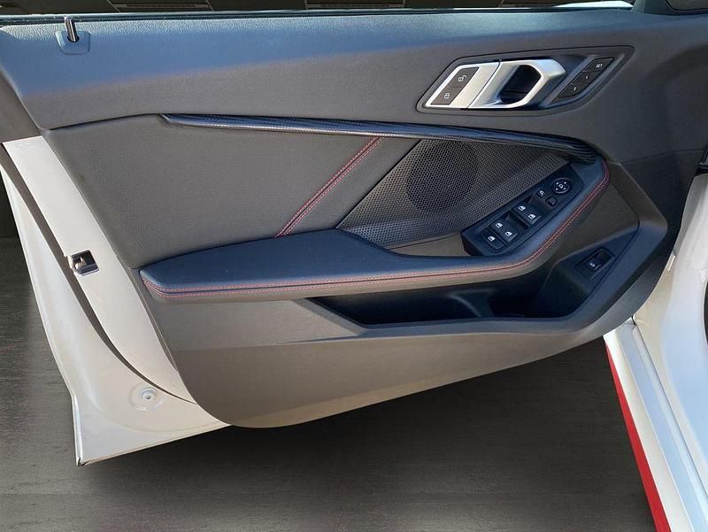 Gebraucht BMW 128 Comfort Edition 265 PS (194 kW) 2023 Alpinweiss iii Limousine