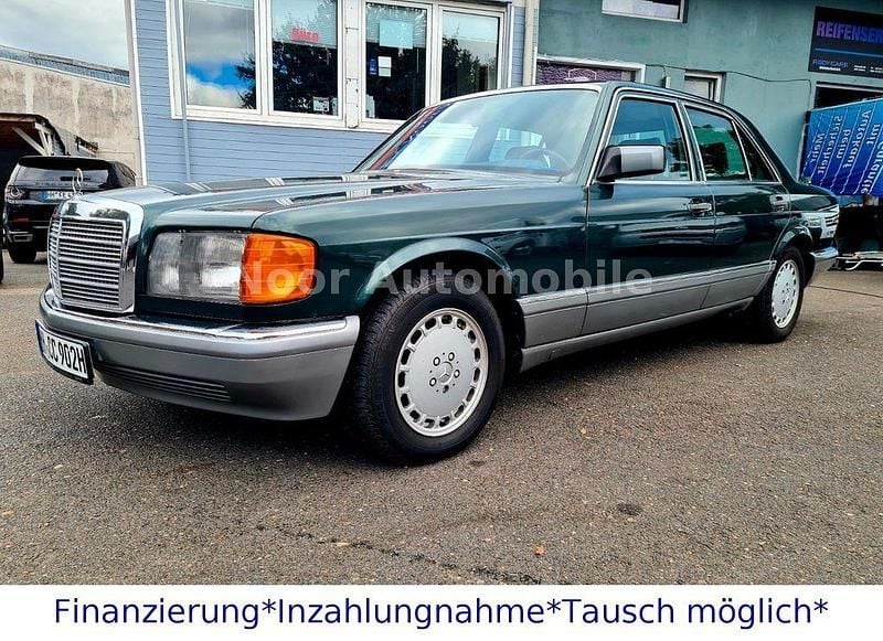 Grün Gebraucht 1987 Mercedes 300 SE Limousine | 29.950 € - Bild 1/4