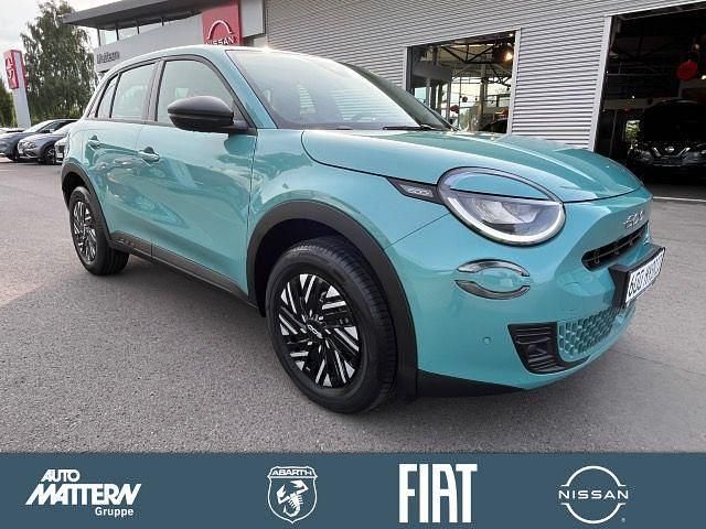 Neu Fiat 600 110 PS (80 kW) 2025 959 aqua blau SUV