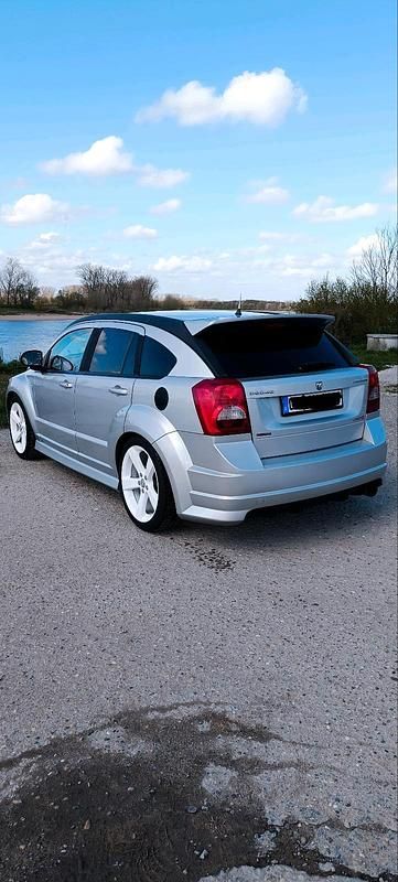 Gebraucht Dodge Caliber 295 PS (216 kW) 2009 Silber Kleinwagen