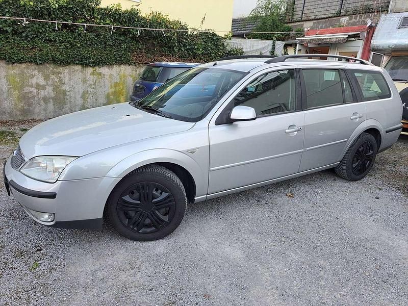 Gebraucht Ford Mondeo Trend 125 PS (91 kW) 2004 Silber Kombi