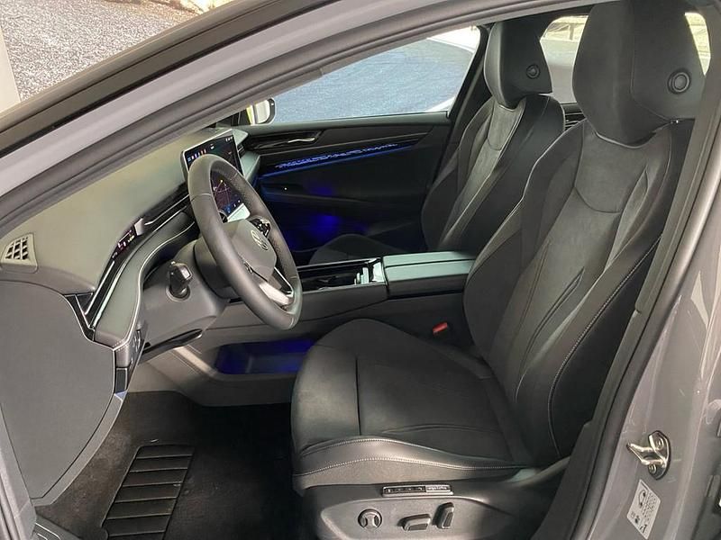 Gebraucht VW ID.7 Pro 210 kW (286 PS) 2025 Mondsteingrau Kombi