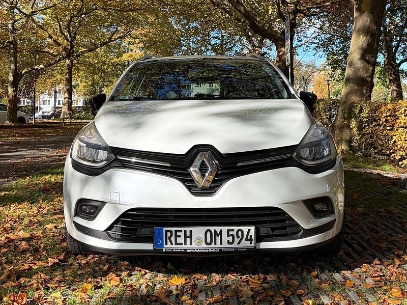 Gebraucht Renault Clio GrandTour Bose Edition 110 PS (80 kW) 2017 Weiß Kombi