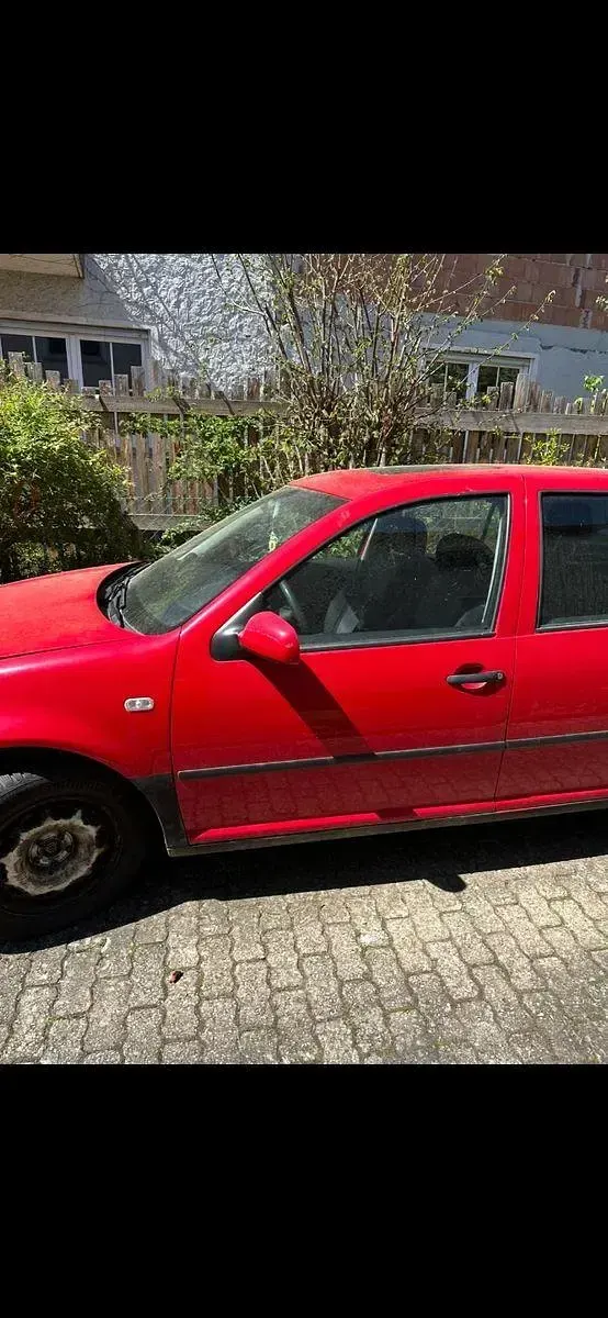 Gebraucht VW Golf IV 75 PS (55 kW) 2003 Rot Limousine