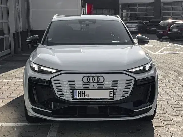 Brugt Audi e-tron S-Line 225 kW (306 HK) 2025 SUV