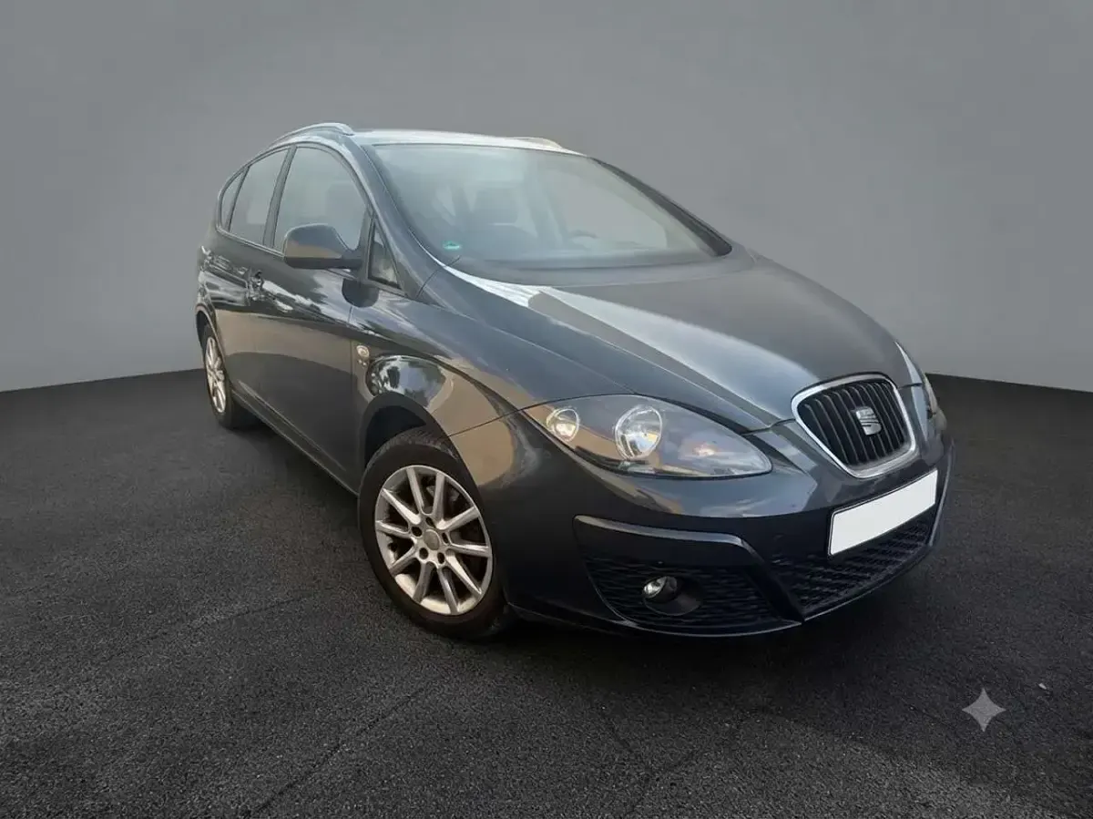 Gebraucht Seat Altea XL Stylance 125 PS (91 kW) 2010 Grau Van / Kleinbus
