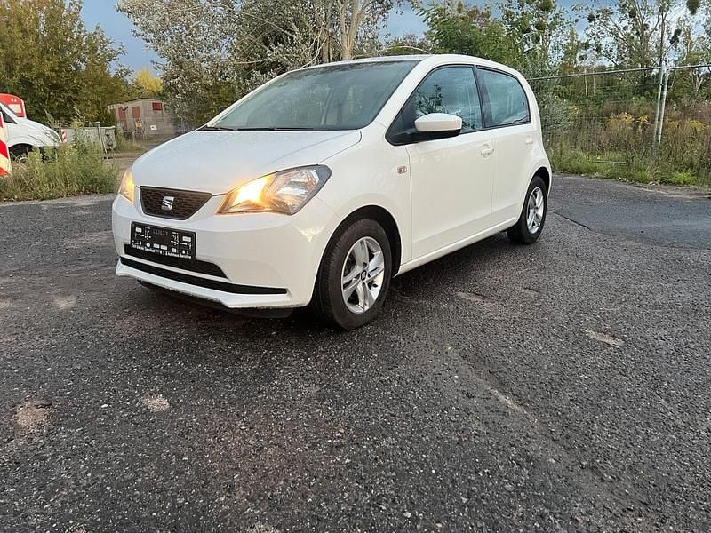Weiß Gebraucht 2015 Seat Mii Kleinwagen | 8.300 € (Guter Preis) - Bild 1/4