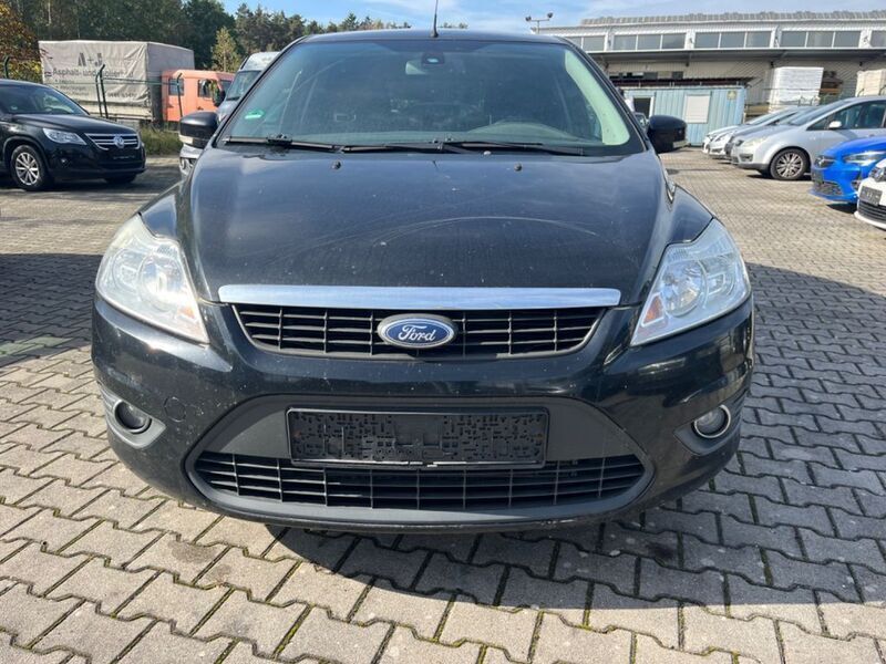 Gebraucht Ford Focus 109 PS (80 kW) 2011 Schwarz Limousine