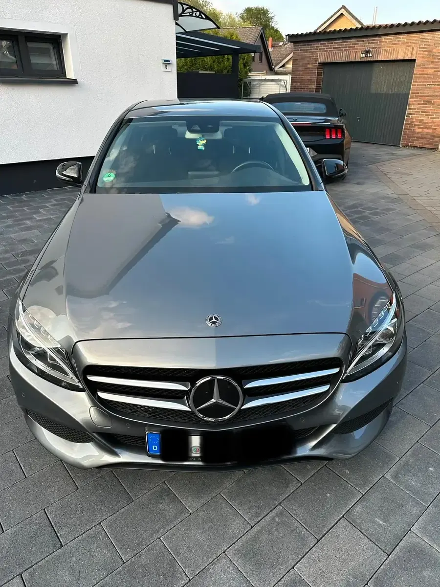 Gebraucht Mercedes C180 Avantgarde 156 PS (114 kW) 2018 Grau Limousine