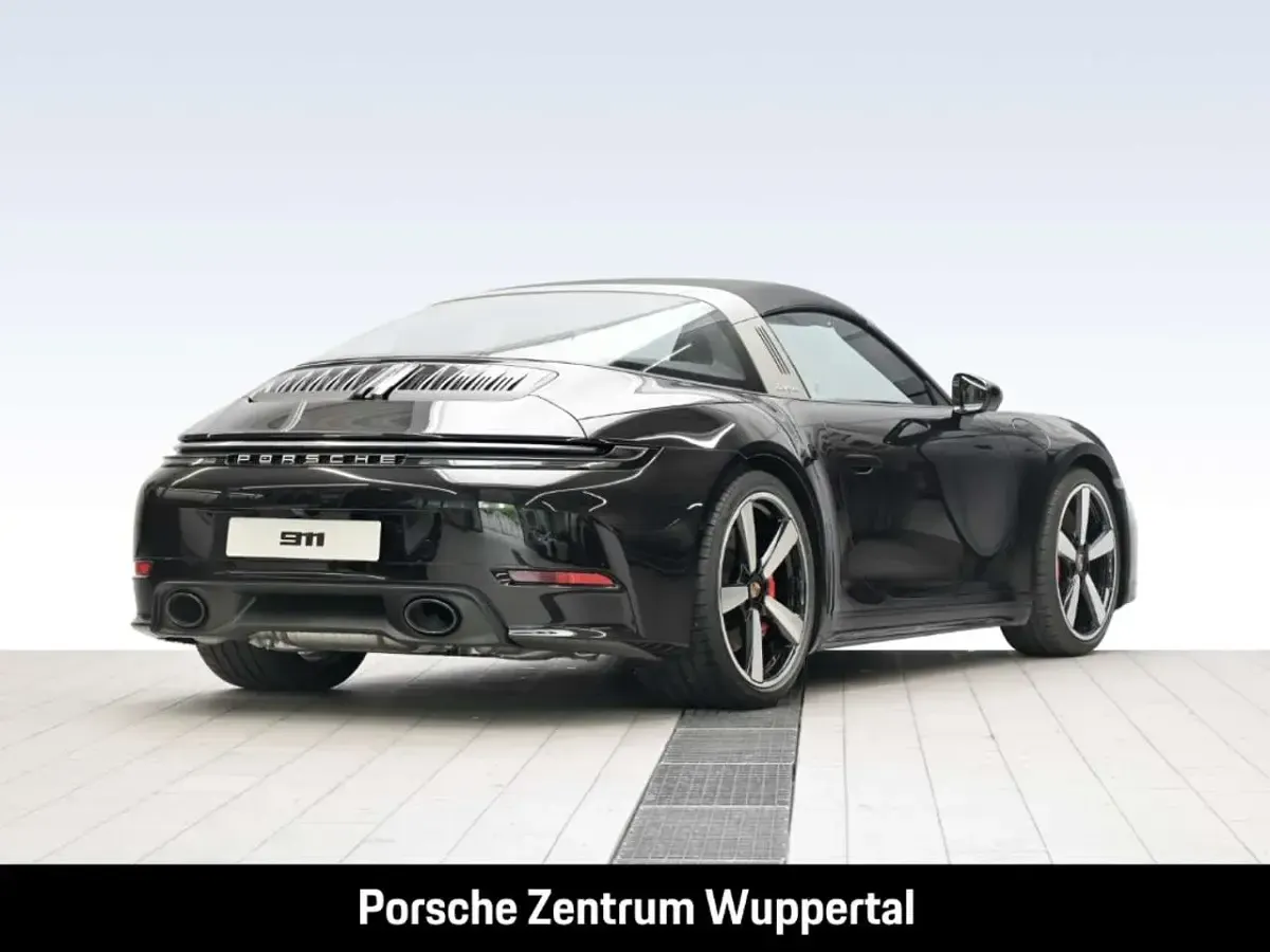 Neu Porsche 992 480 PS (353 kW) 2026 Tiefschwarz Coupé
