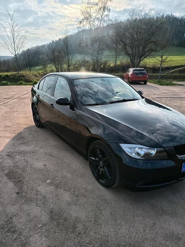 Gebraucht BMW 320 150 PS (110 kW) 2005 Schwarz Coupé