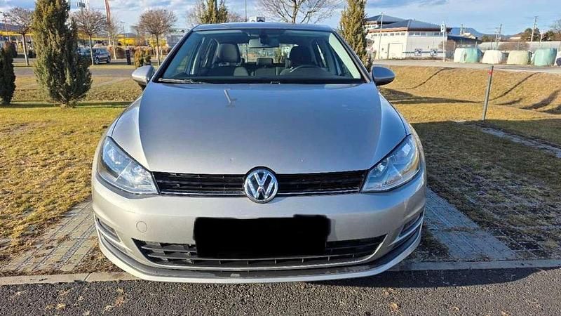 Gebraucht VW Golf VII 105 PS (77 kW) 2013 Grau Limousine