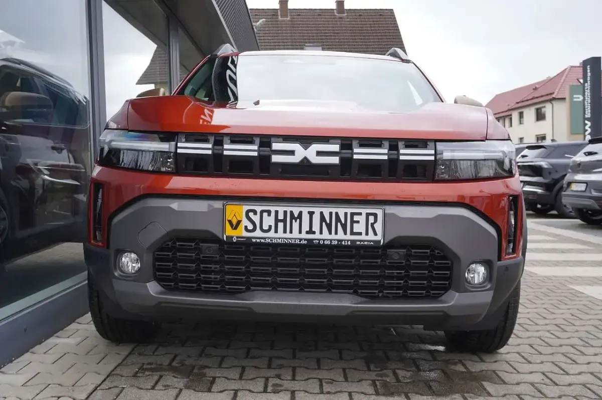 Neu Dacia Duster Extreme 114 PS (83 kW) 2026 Terracottabraun metallic SUV