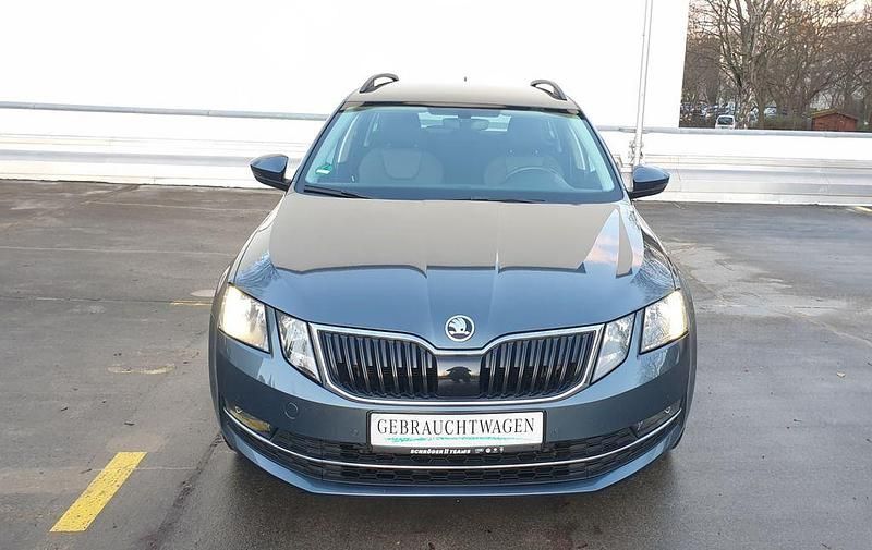 Gebraucht Skoda Octavia Style 150 PS (110 kW) 2018 Grau Kombi