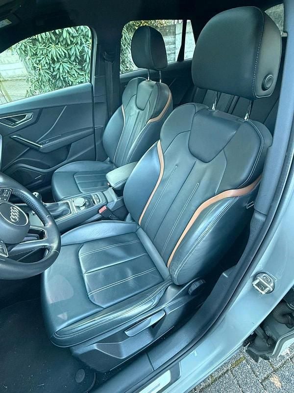 Gebraucht Audi Q2 Edition .1 150 PS (110 kW) 2018 Grau SUV