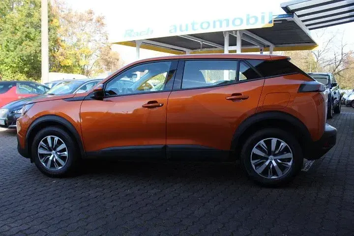 Gebraucht Peugeot 2008 101 PS (74 kW) 2021 Orange SUV
