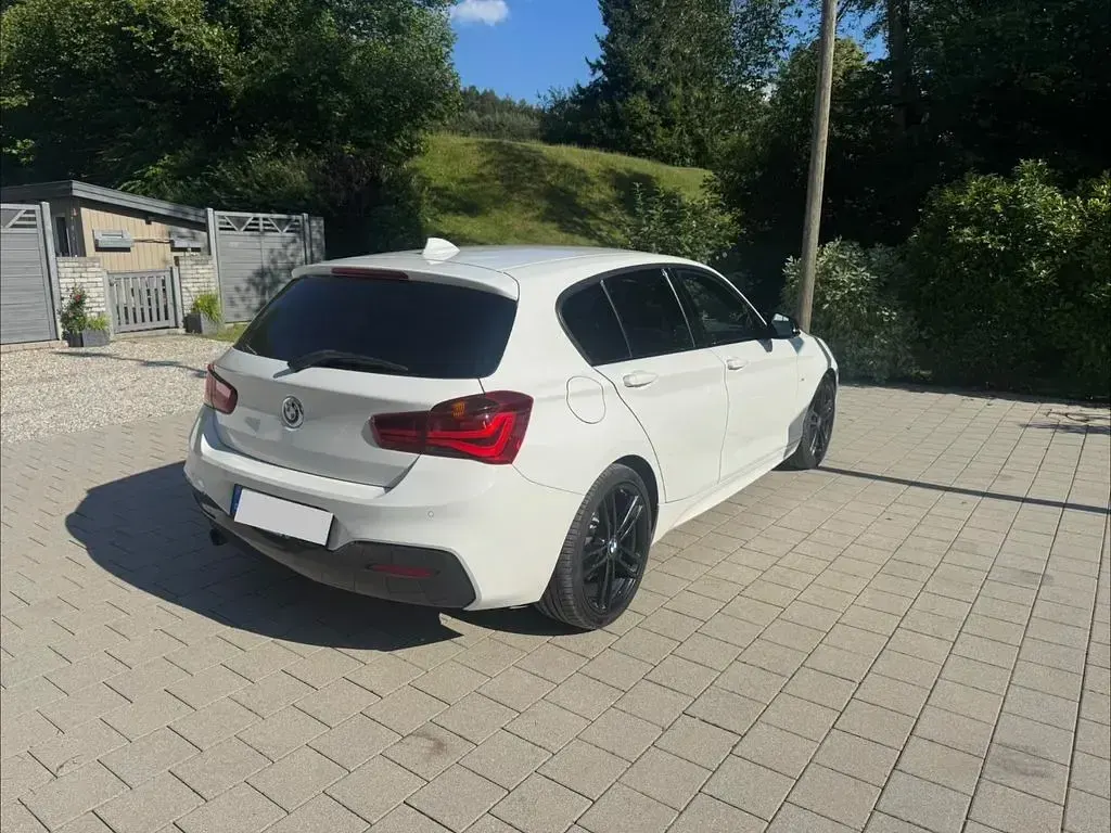 Gebraucht BMW 118 M Sport 136 PS (100 kW) 2017 Weiß Limousine