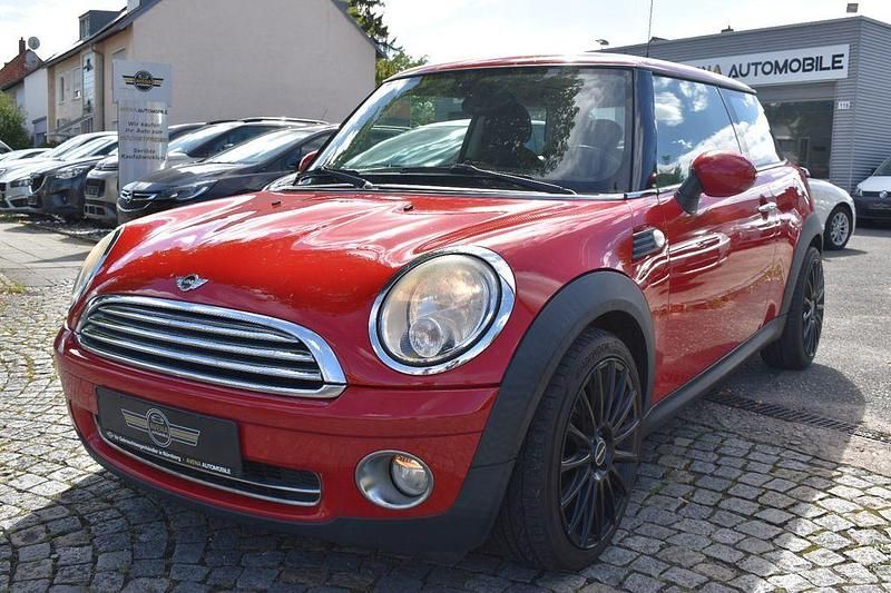 Rot Gebraucht 2009 Mini ONE Kleinwagen | 4.490 € (Fairer Preis) - Bild 1/4