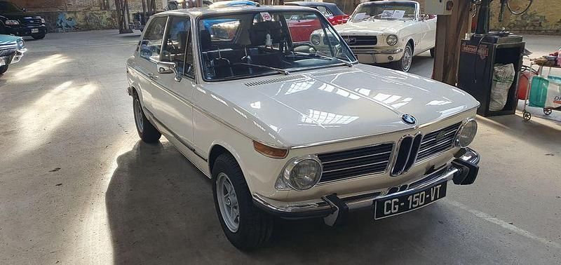Gebraucht BMW 2002 99 PS (72 kW) 1973 Beige Limousine