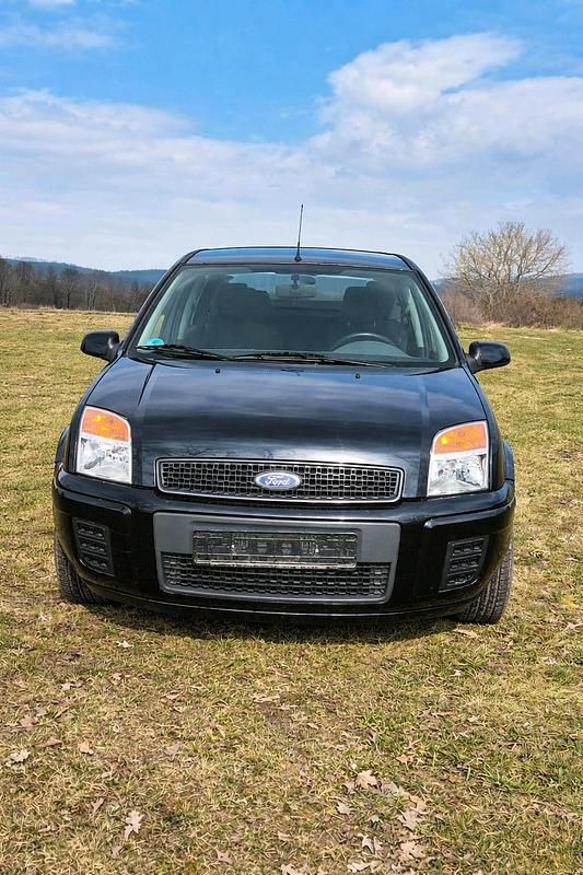 Gebraucht Ford Fusion 101 PS (74 kW) 2009 Schwarz Kleinwagen