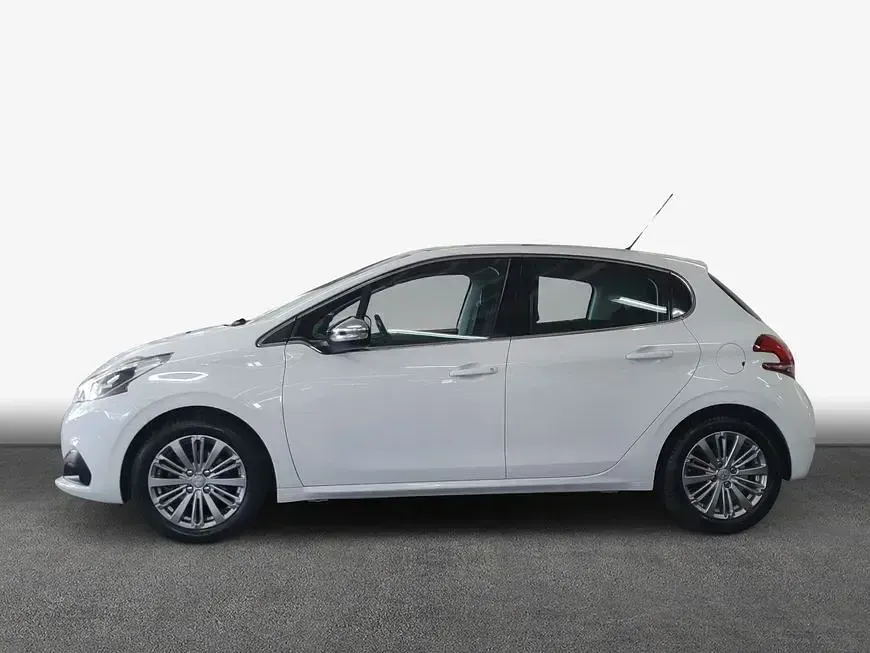 Gebraucht Peugeot 208 Style 82 PS (60 kW) 2017 Weiß Kleinwagen