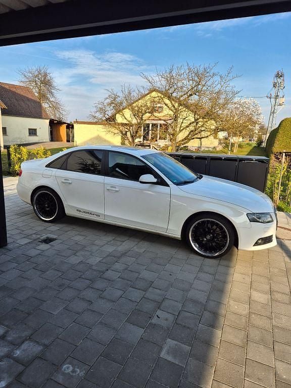 Gebraucht Audi A4 Ambition 170 PS (125 kW) 2010 Weiß Limousine