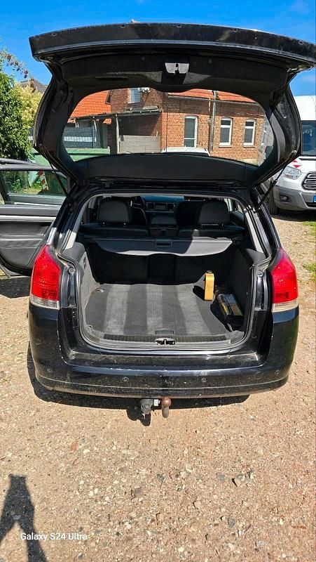 Gebraucht Opel Signum 150 PS (110 kW) 2005 Schwarz Kleinwagen