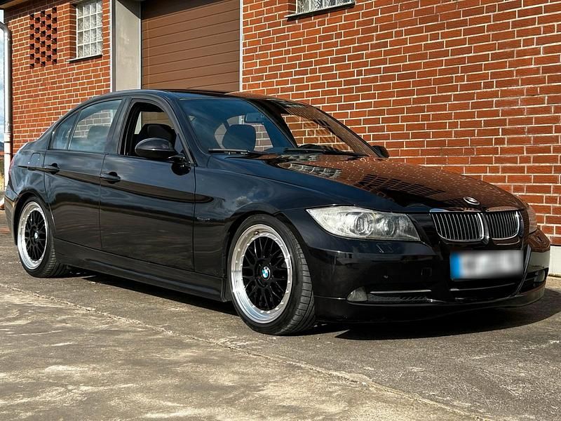 Gebraucht BMW 325 218 PS (160 kW) 2006 Schwarz Limousine
