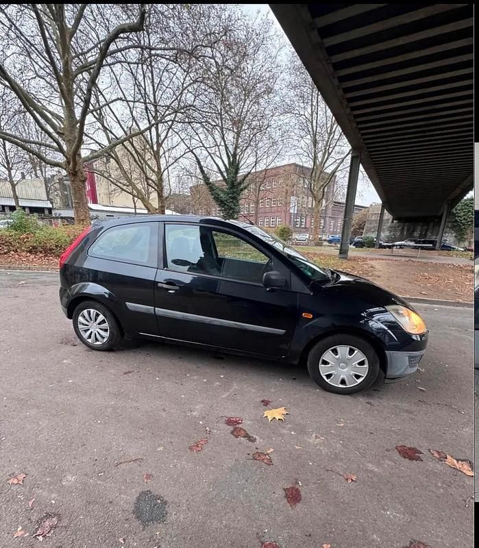 Gebraucht Ford Fiesta 60 PS (44 kW) 2006 Schwarz Kleinwagen