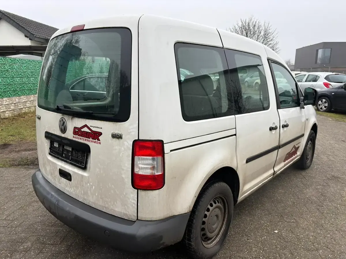 Usata VW Caddy 75 CV (55 kW) 2005 Bianco Monovolume