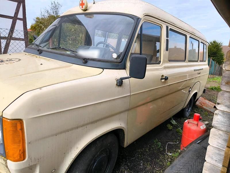 Second-hand Ford Transit 1982 Bej