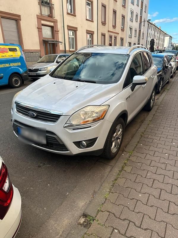 Gebraucht Ford Kuga 140 PS (102 kW) 2011 Weiß SUV