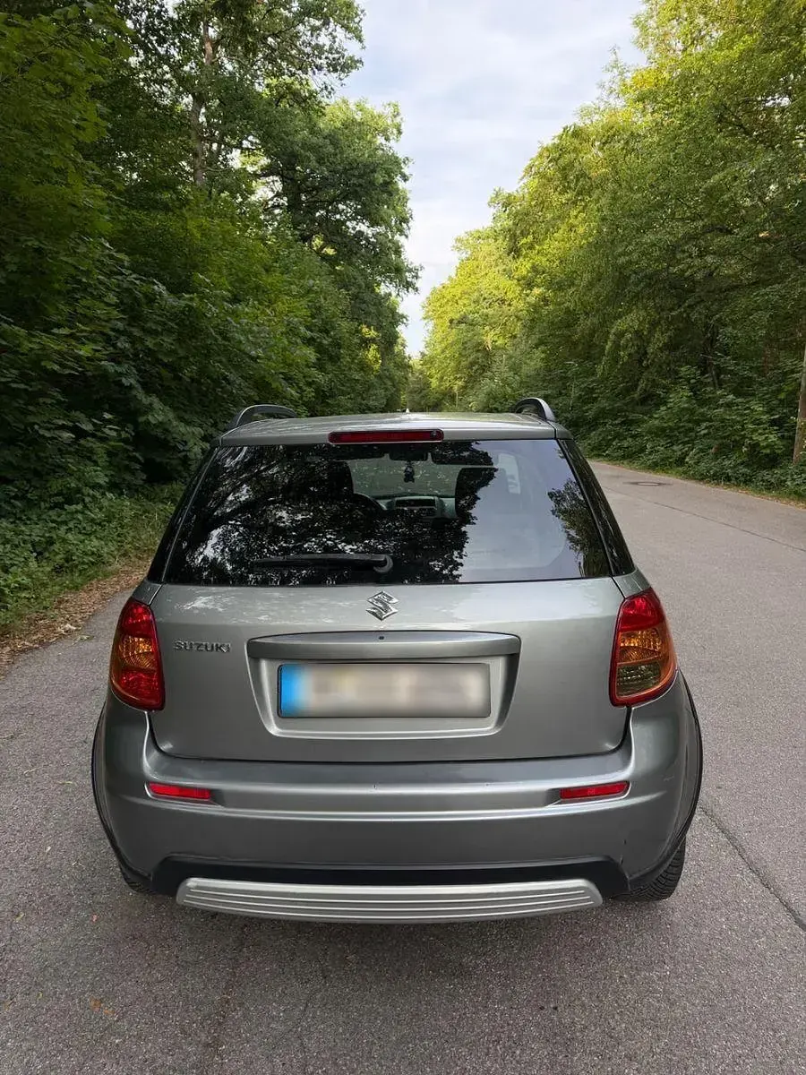 Gebraucht Suzuki SX4 Comfort 107 PS (78 kW) 2006 Grau SUV