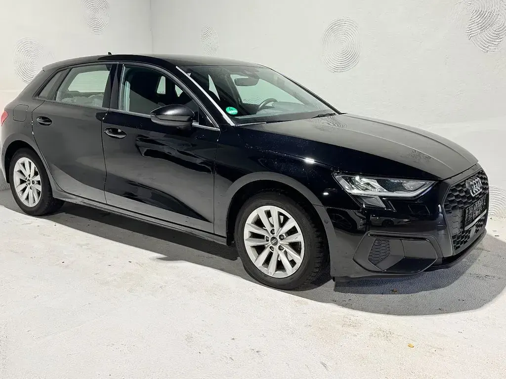 Gebraucht Audi A3 150 PS (110 kW) 2022 Schwarz Limousine
